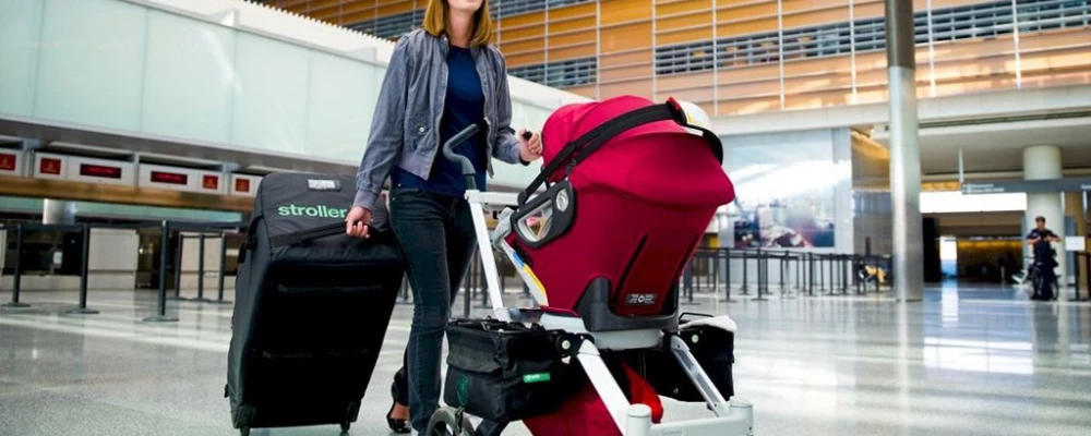 Правила перевозки детских колясок в самолете: все, что нужно знать родителям