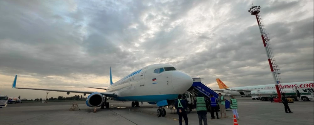 В ОШЕ ВСТРЕТИЛИ ПЕРВЫЙ РЕЙС МОСКВА-ОШ АВИАКОМПАНИИ «ПОБЕДА»